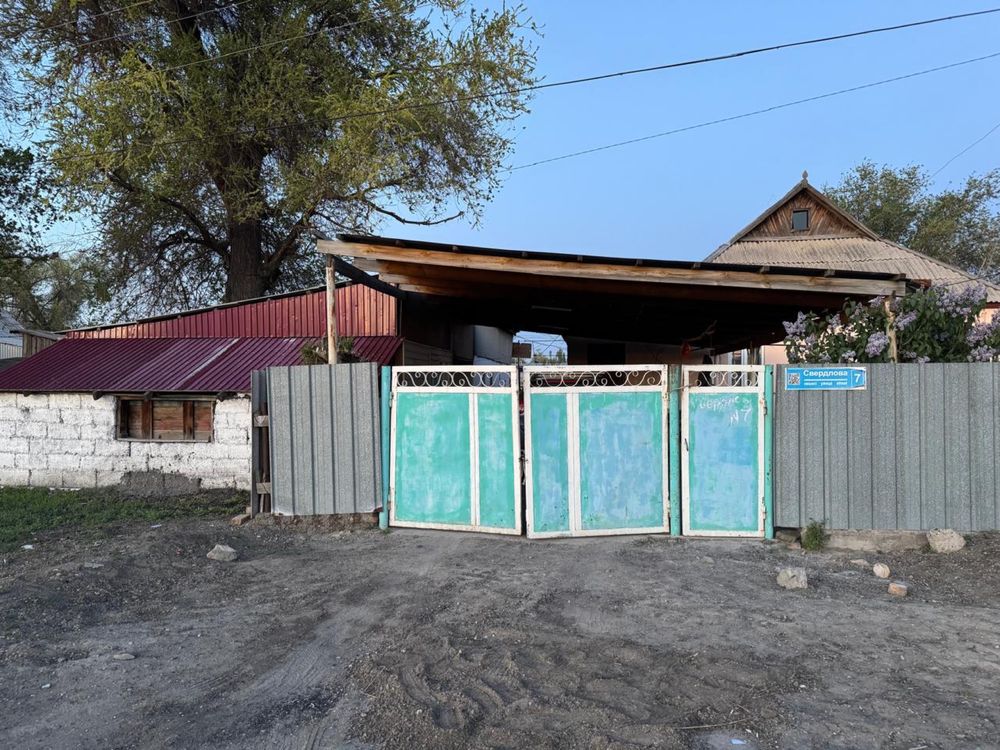Продам дом Уштобе торг уместен
