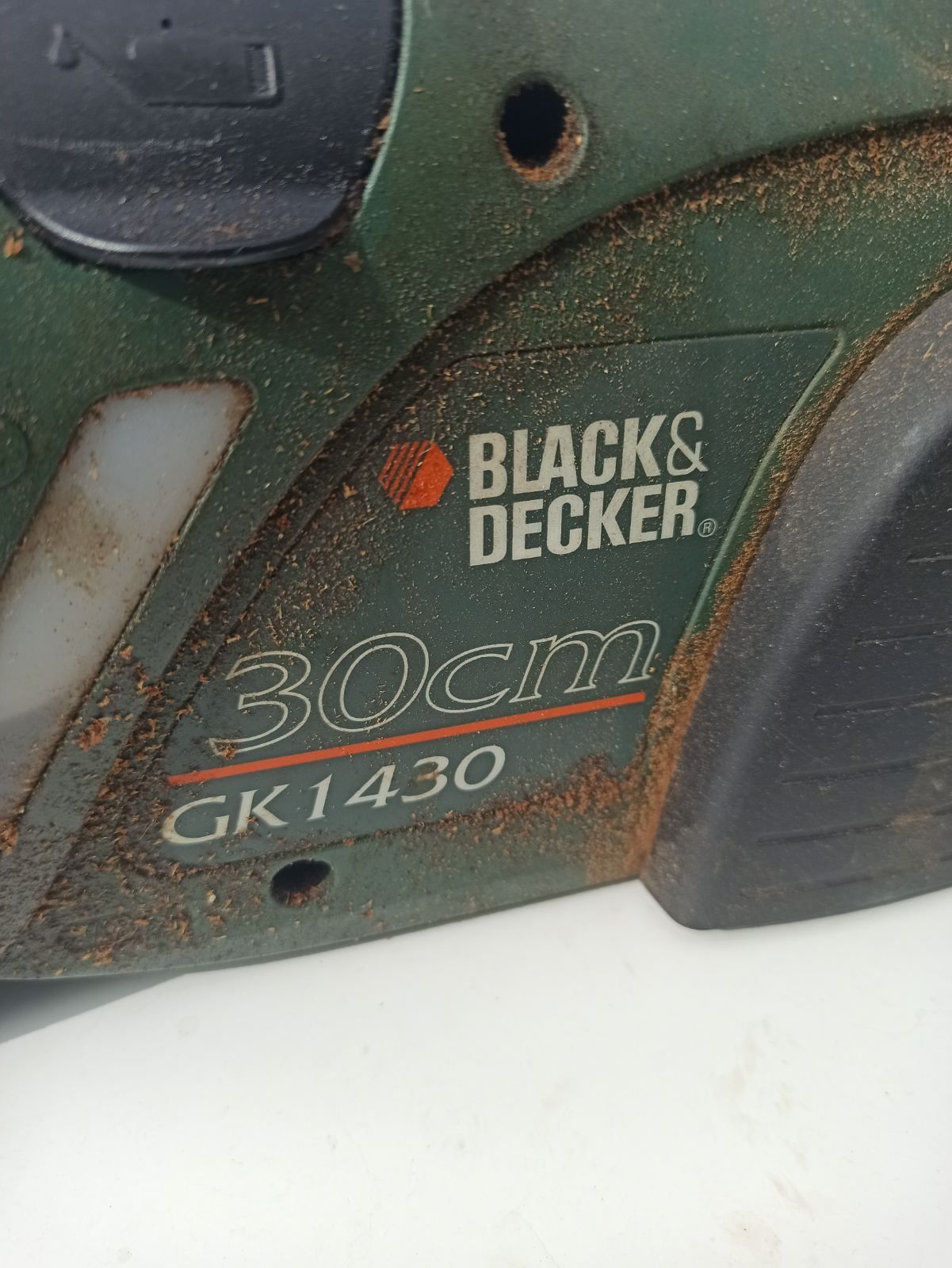 Ел.резачка за дърва   black&decker
