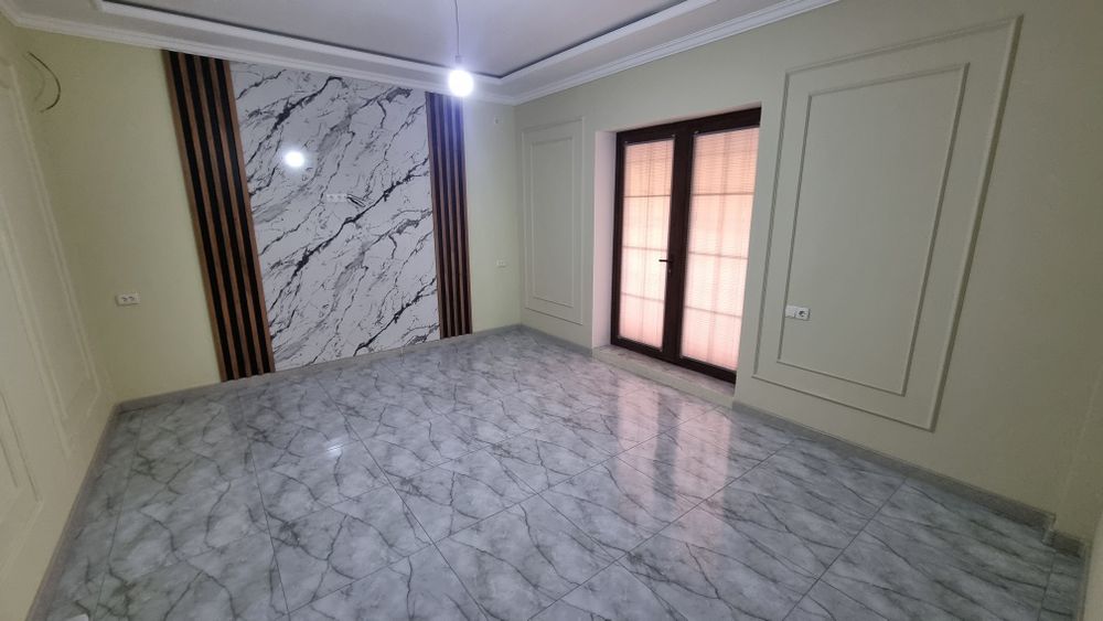 Шахар марказида Бизнес учун 2 хоналик помещение сотилади 1 этажда