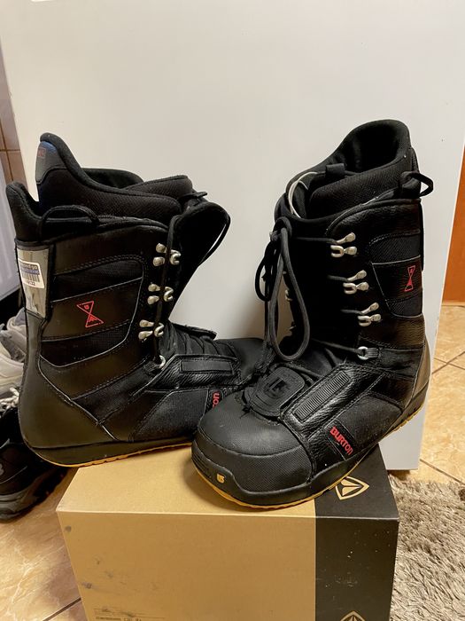 Boots snowboare 44 burton