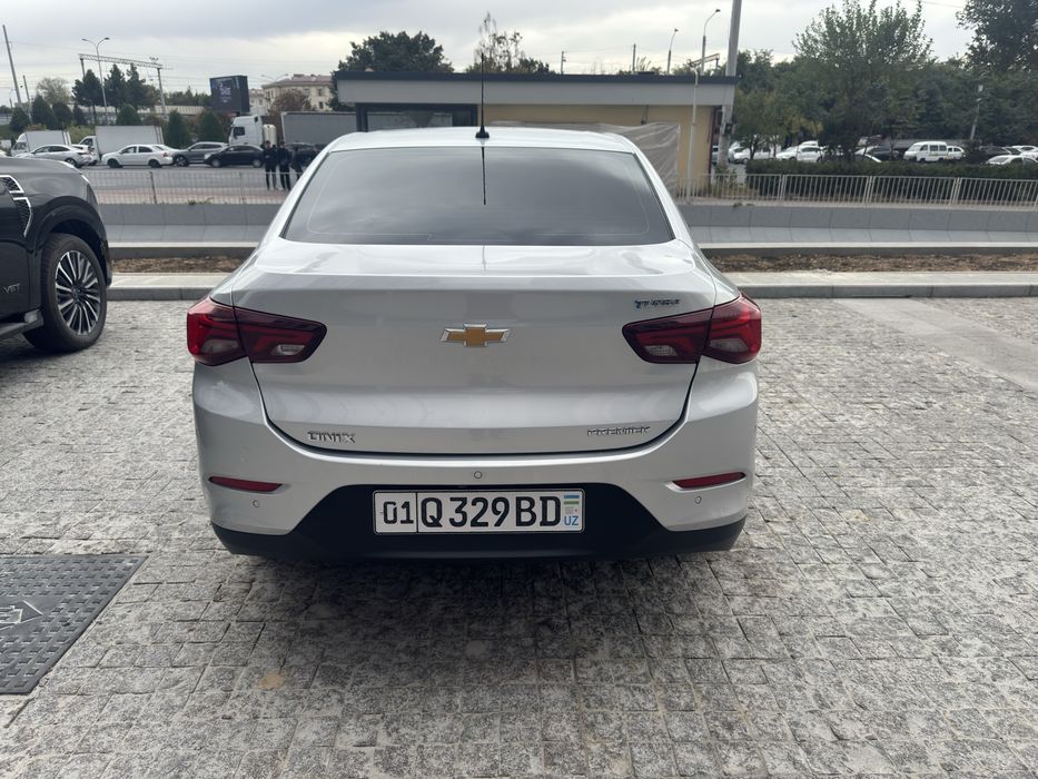 Chevrolet Onix Premier