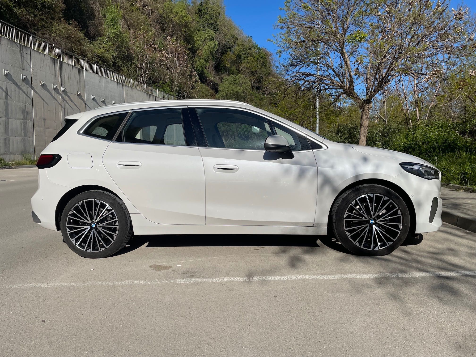 BMW 220i Active Tourer Steptronic Линия Luxury