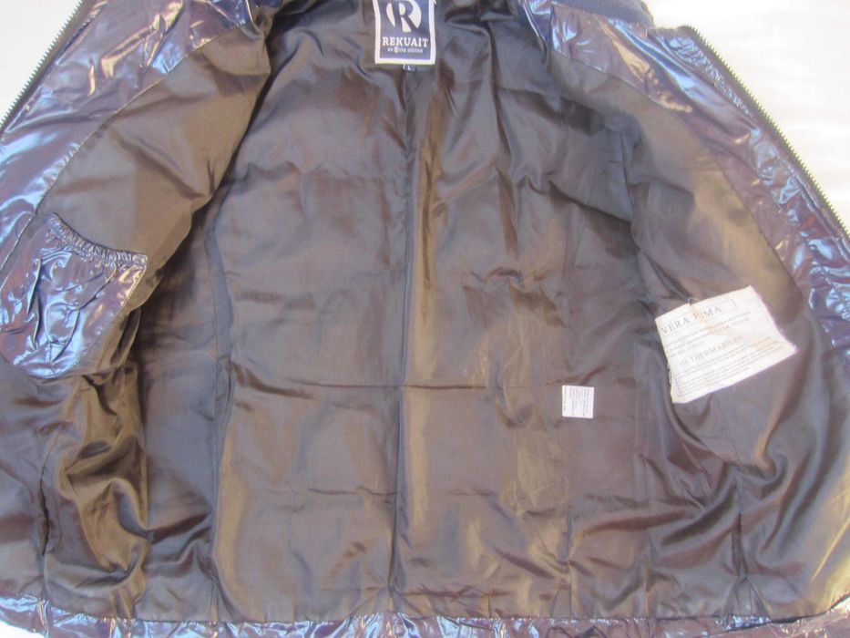 Geaca RekuaIT, masura L, umpluta cu puf, strare f. buna.