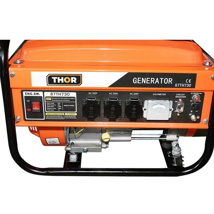 Generator electric 220V, 3KW pe benzina