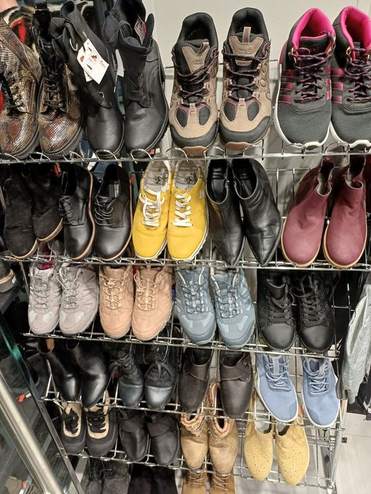 Продавам обувки втора употреба на едро