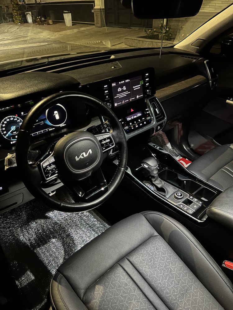 Kia Sorento 2023 yil 2.5l 4x4 AWD full