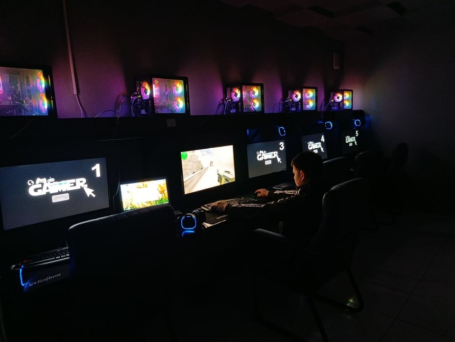 Компьютер 10 шт Pixel 280Hz екран