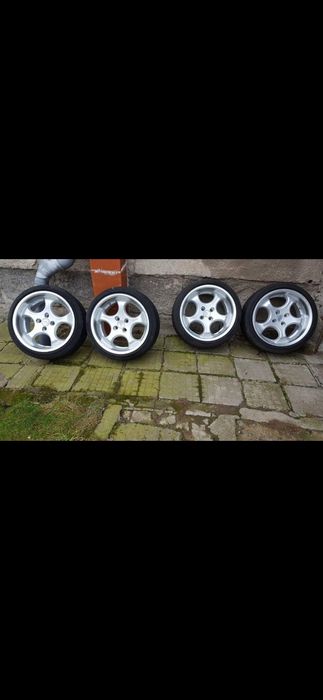 4x100 8.5j17 et35 Brock B2 с гуми 215 40 17