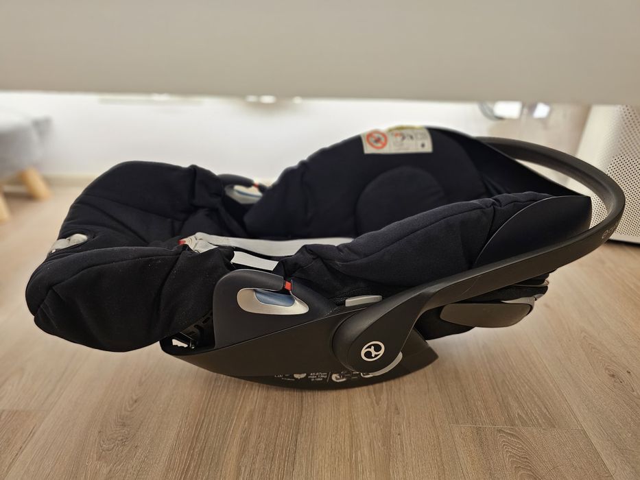 Scoica auto Cybex cloud Z I-size , pozitie de somn aproape orizontala