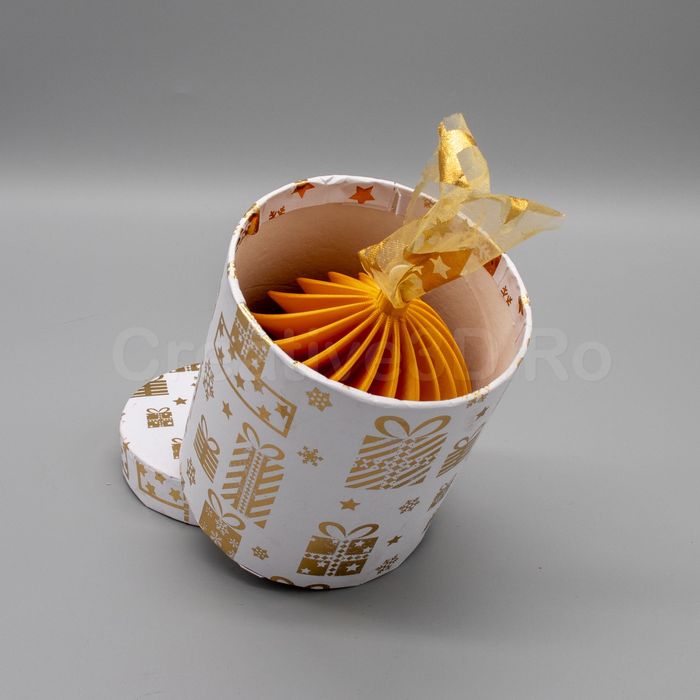 Glob de Craciun Spiral Cadou 90x100mm - multiple culori disponibile