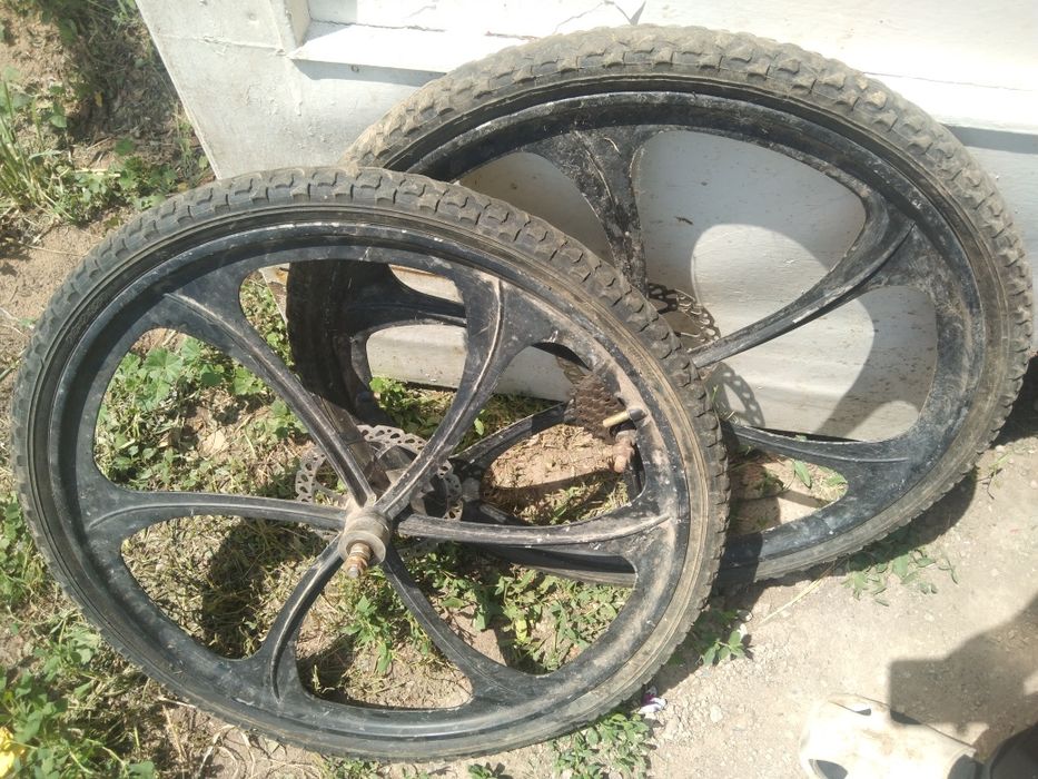 ВелосепЕтТитановый диски, камера пакрышка новая 2шт за 10 уступка ест