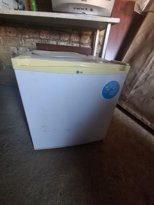 Холодильник 50×40