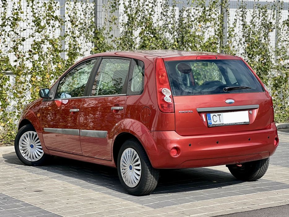 * Ford Fiesta * 97.000 KM * Stare Excelenta * 1.3 Benzina * Proprietar