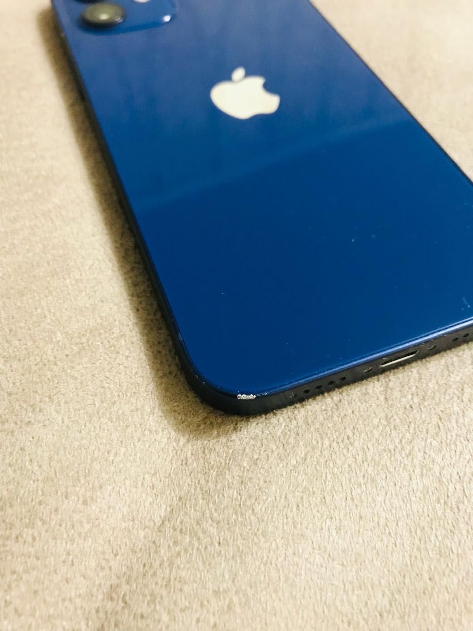 iPhone 12  в рабочем состоянии