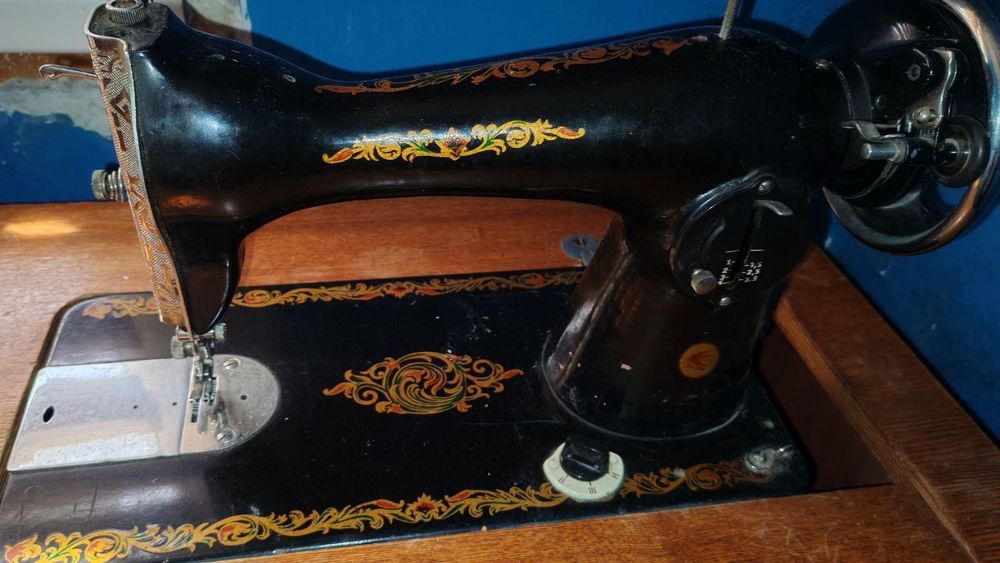 Швейная машина.  Sotiladi