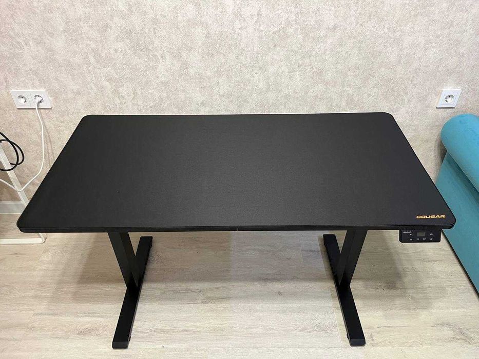 Компьютерный стол COUGAR E-Star 120 (Black)