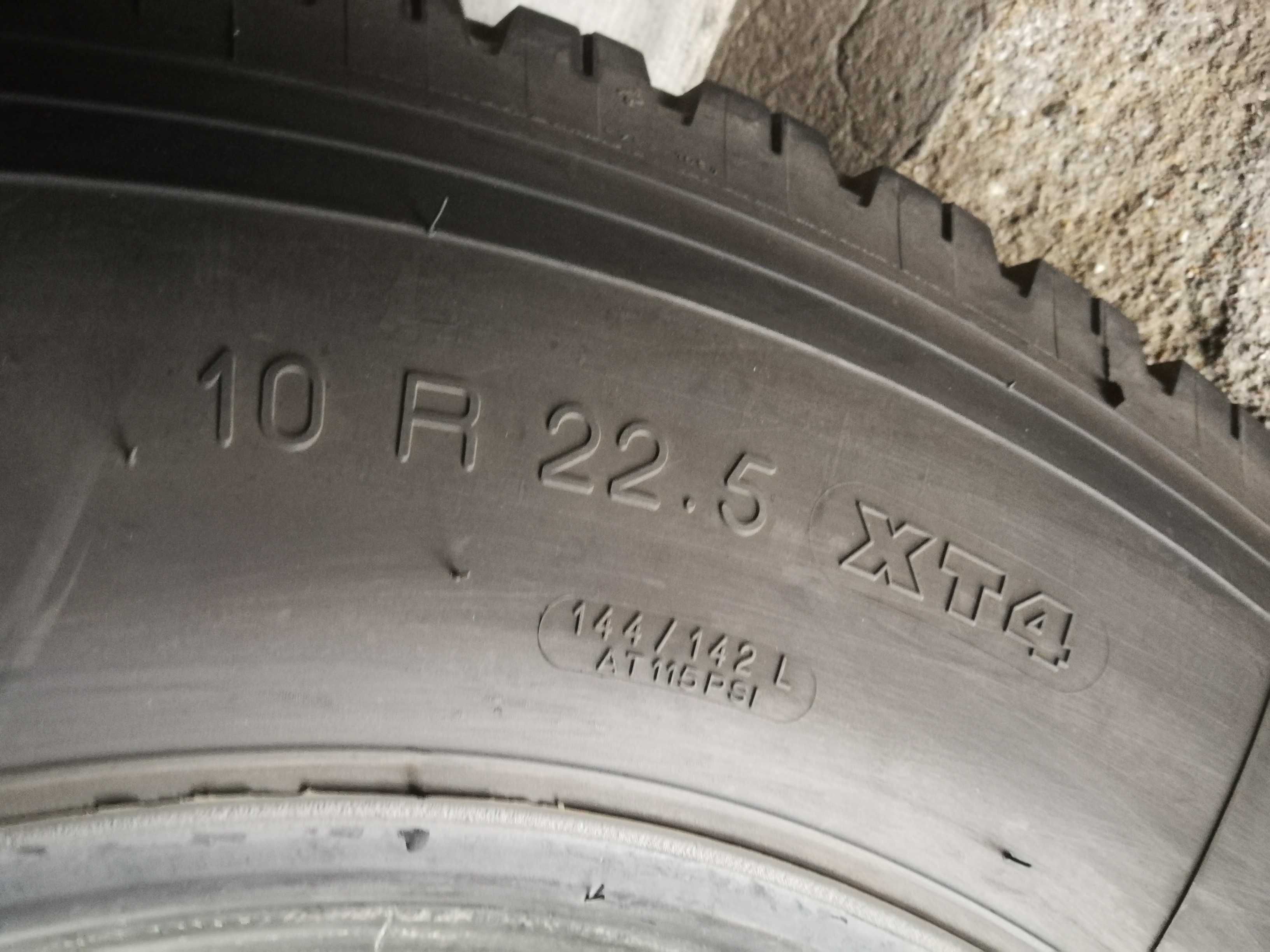 5 Тежкотоварни гуми 10R 22.5 Michelin XT4 144/142L M+S 14PR