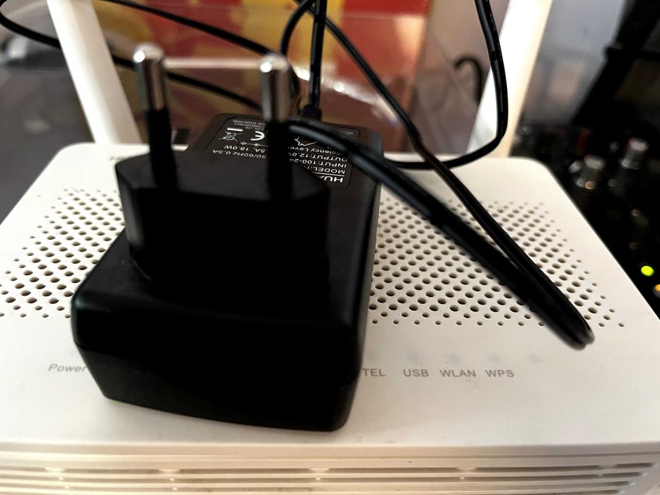 Рутер - Huawei OpitXstar EG8145V5