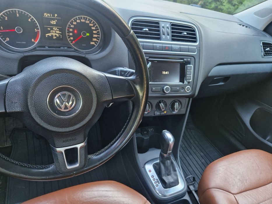 Volkswagen Polo. Automat Dsg .1.6 DIESEL