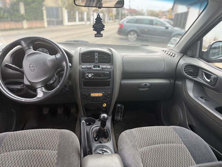 Hyundai Santa Fe 2.0Diesel 2004 4x4 2350 euro