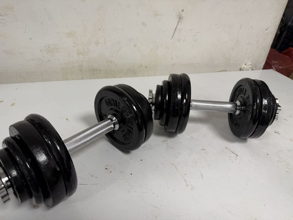 Gantere reglabile noi fier 16 kg+16 kg=32 kg. Pret 450 lei