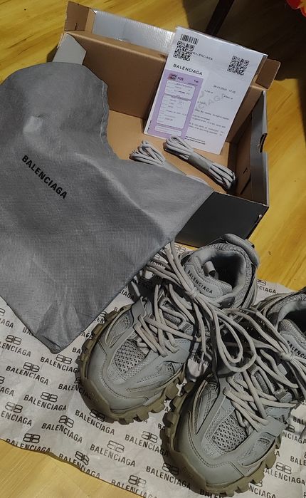Сиви(Grey)Balenciaga Track