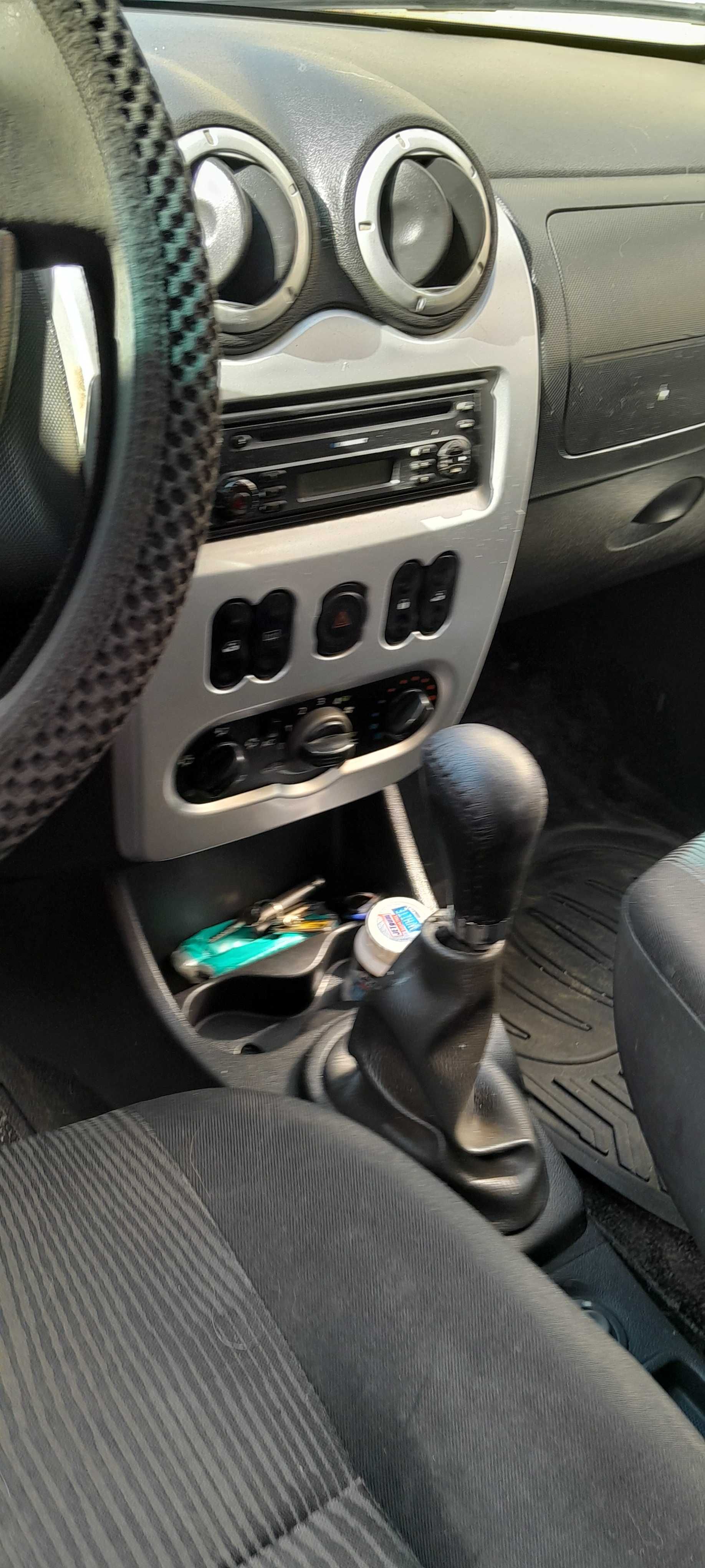 Vind Dacia Sandero