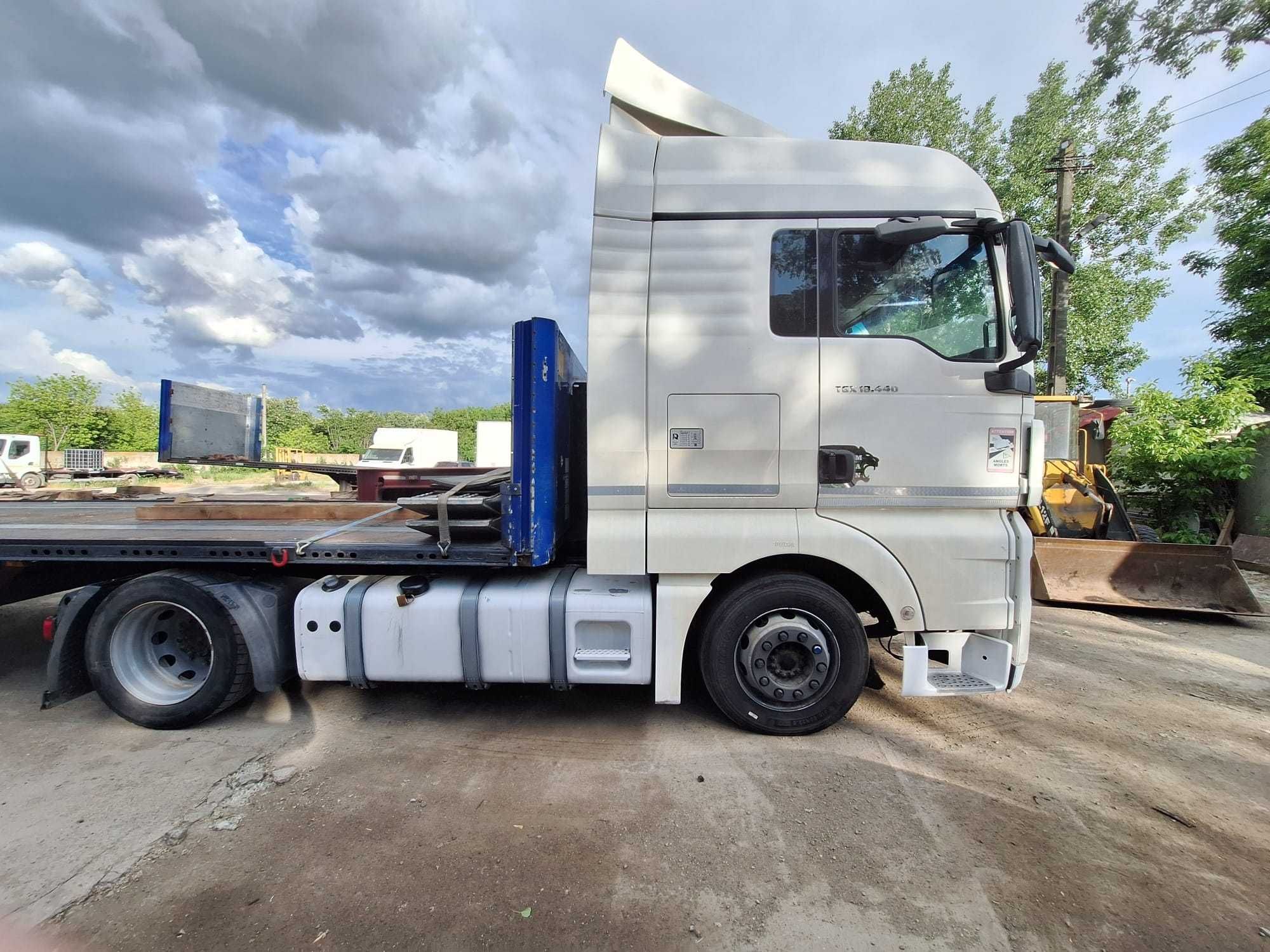 Autotractor mega Man tgx 2012