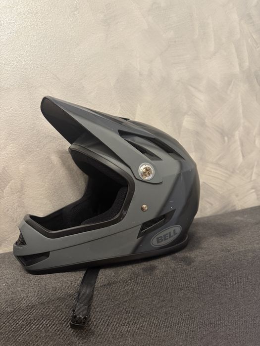 Casca Bell + cadou ochelari