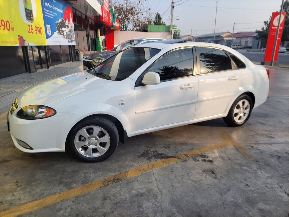 Chevrolet Gentra 3 pozitsiya