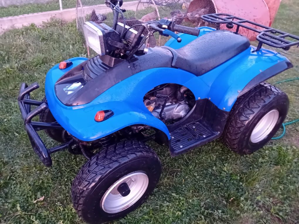 Vând ATV 150cc în stare buna