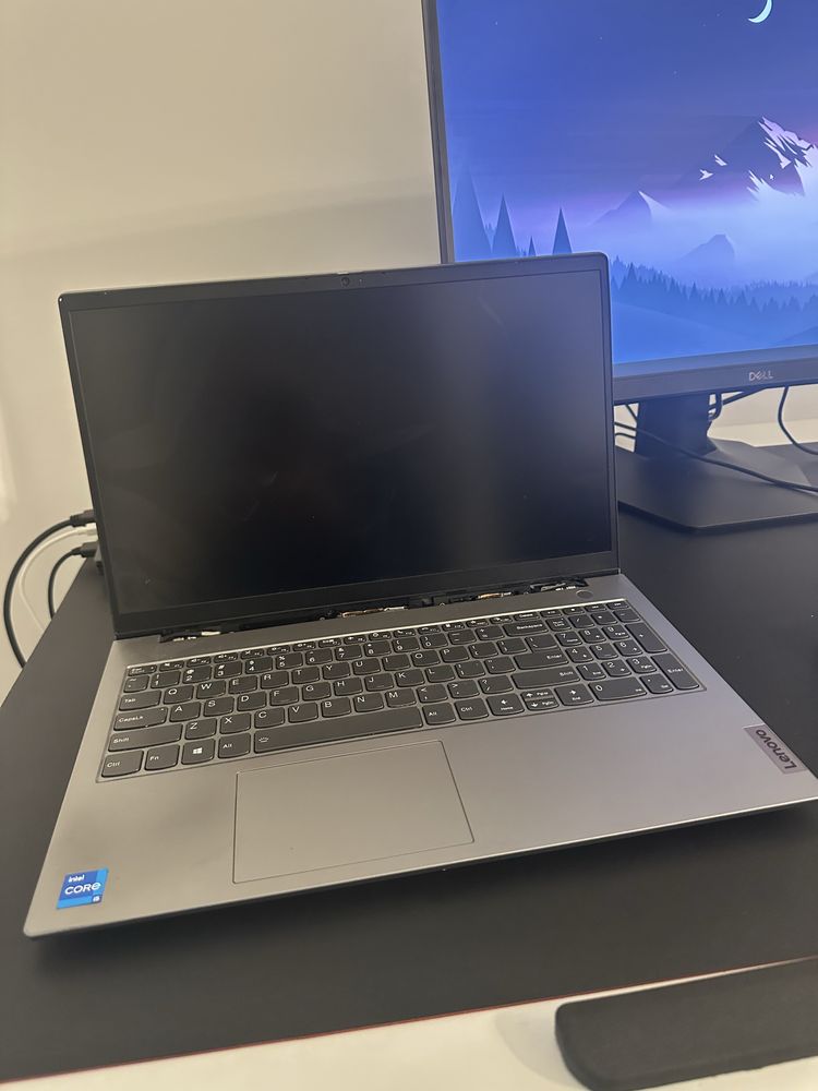 Laptop Lenovo Gaming/Bussines i5 12 Generatie Iris XE Schimb Pc