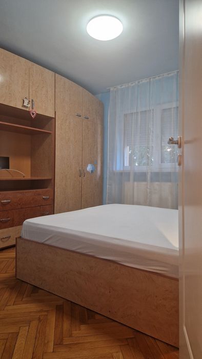 Închiriez apartament 3 camere Cetate lângă Gradinita 12,