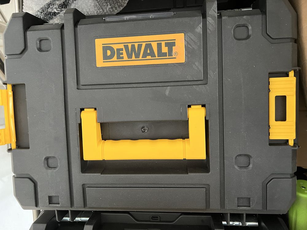 Makita 2in1  Dewalt