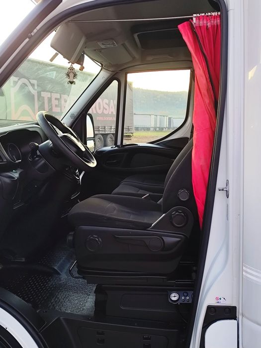 Iveco Daily 2021 3.0 180 Cp 10 Europaleti Cash/Rate Avans 0 sprinter