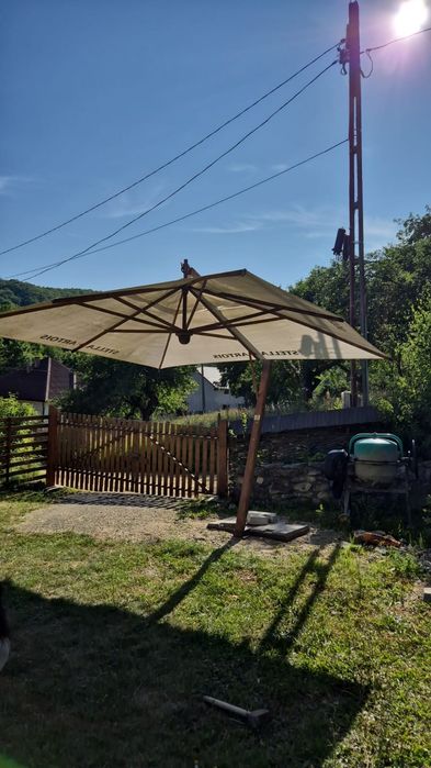 Umbrela terasa tip ghiocel