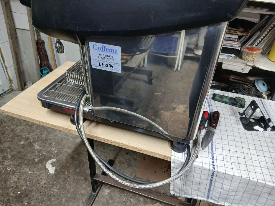 Vând un espresor Expobar Monroc cu 1 grup înalt