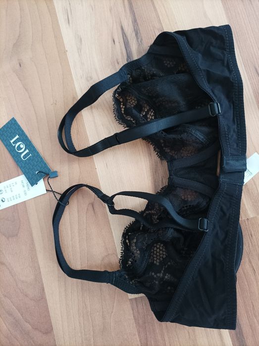 Lou Parish Chantelle 75B/ 80B луксозен сутиен