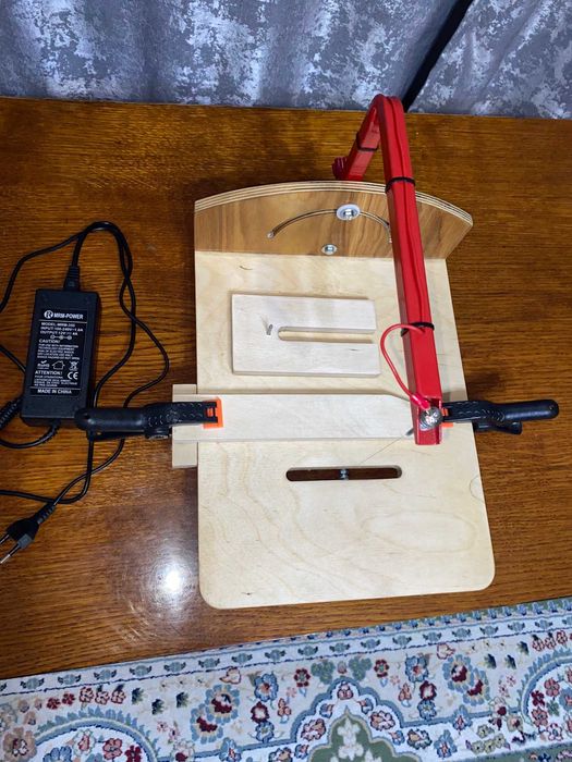 Резак для пенопласта, поролона и т.д.