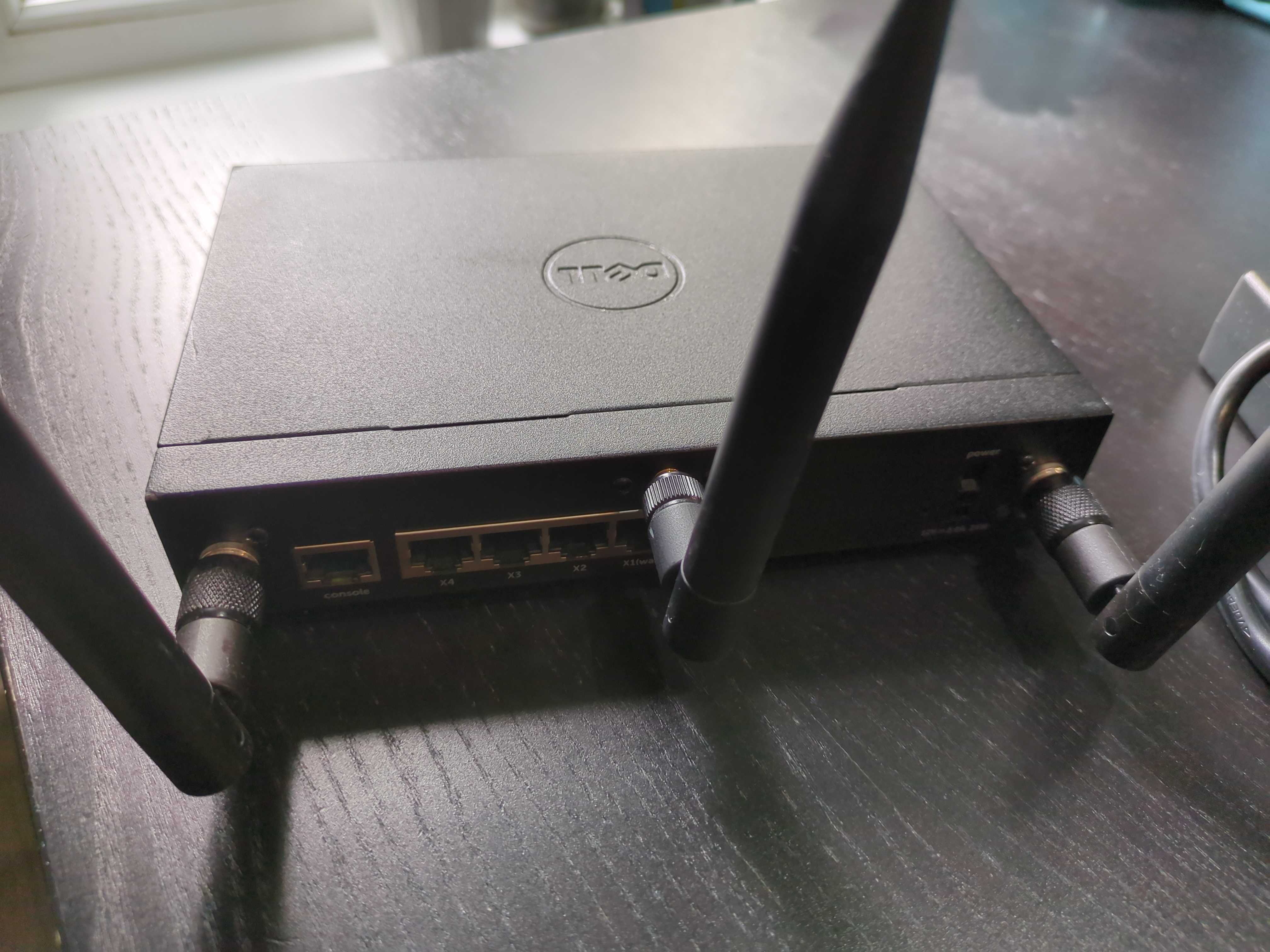 DELL SonicWall TZ300w Wireless Firewall Appliance