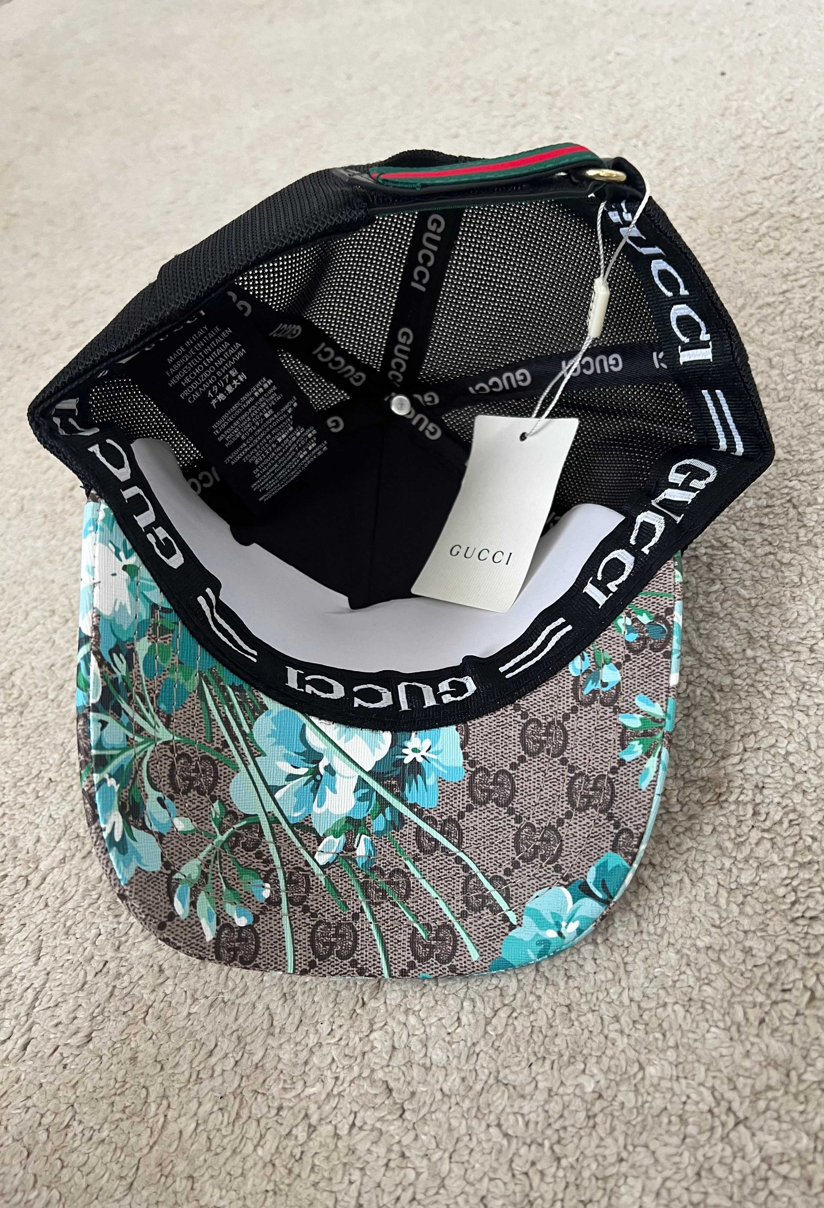 Sapca Gucci Floral-print Monogram Trucker