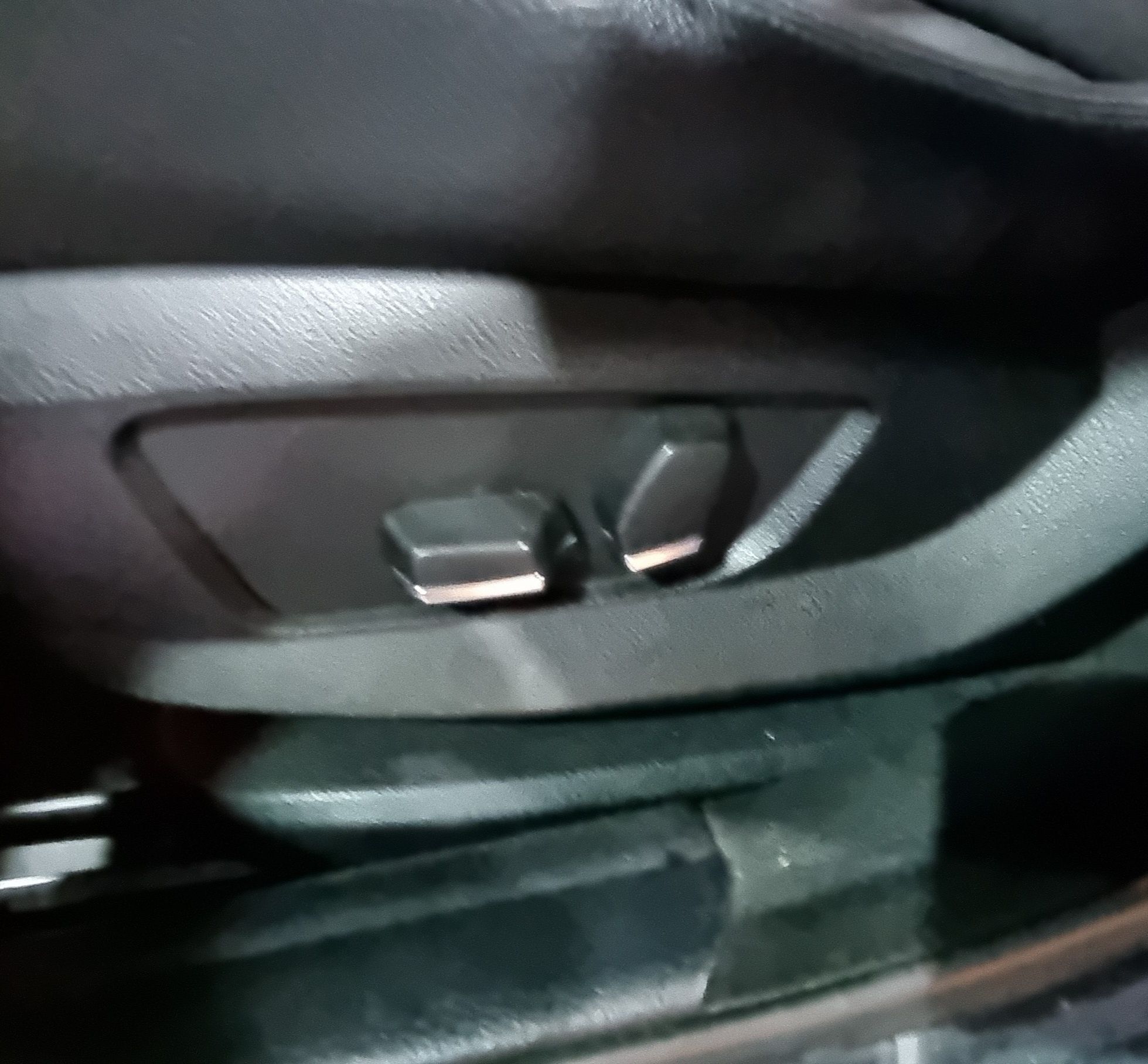 Продавам BMW F11 530xd