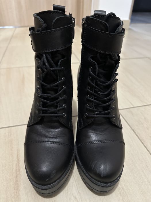 Дамски зимни боти