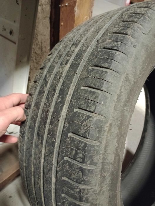 Летни гуми Continental215/60/R16