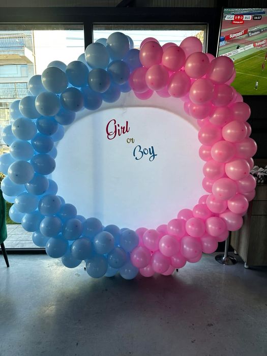 Gender reveal/cutie cu baloane