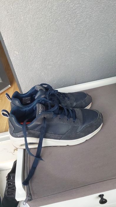 Adidasi Skechers baieti din piele 38