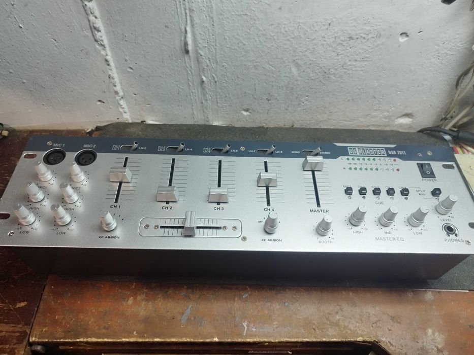 Mixer audio 4 canale US Blaster