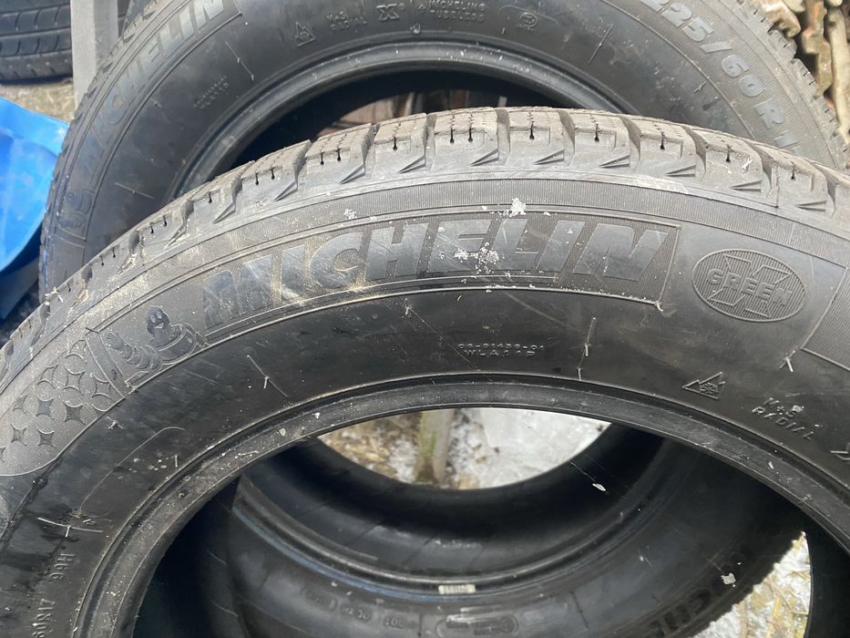 2x Anvelope iarna 225 60 17 Michelin