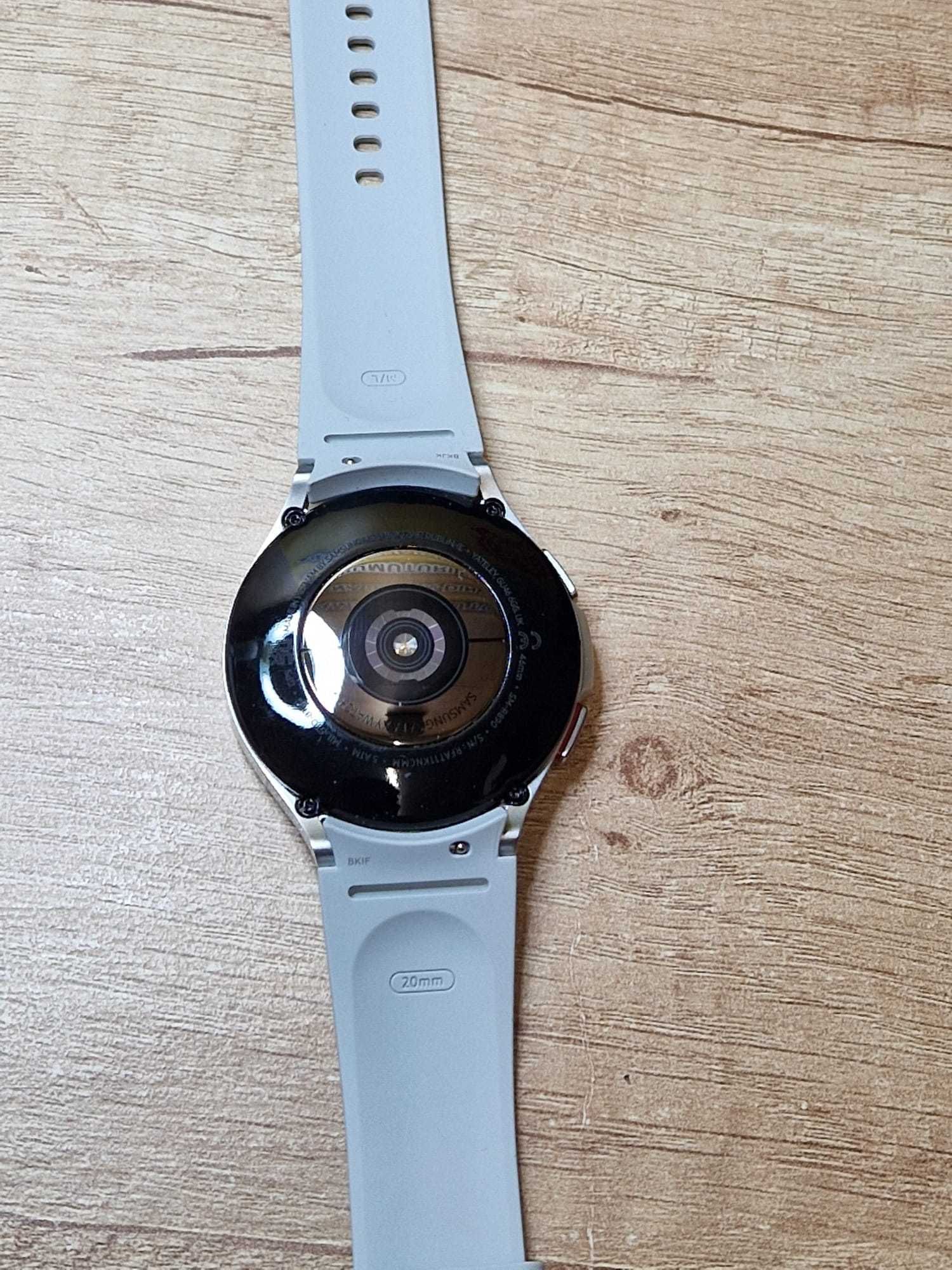 Samsung watch 4 Classic 46 mm Silver