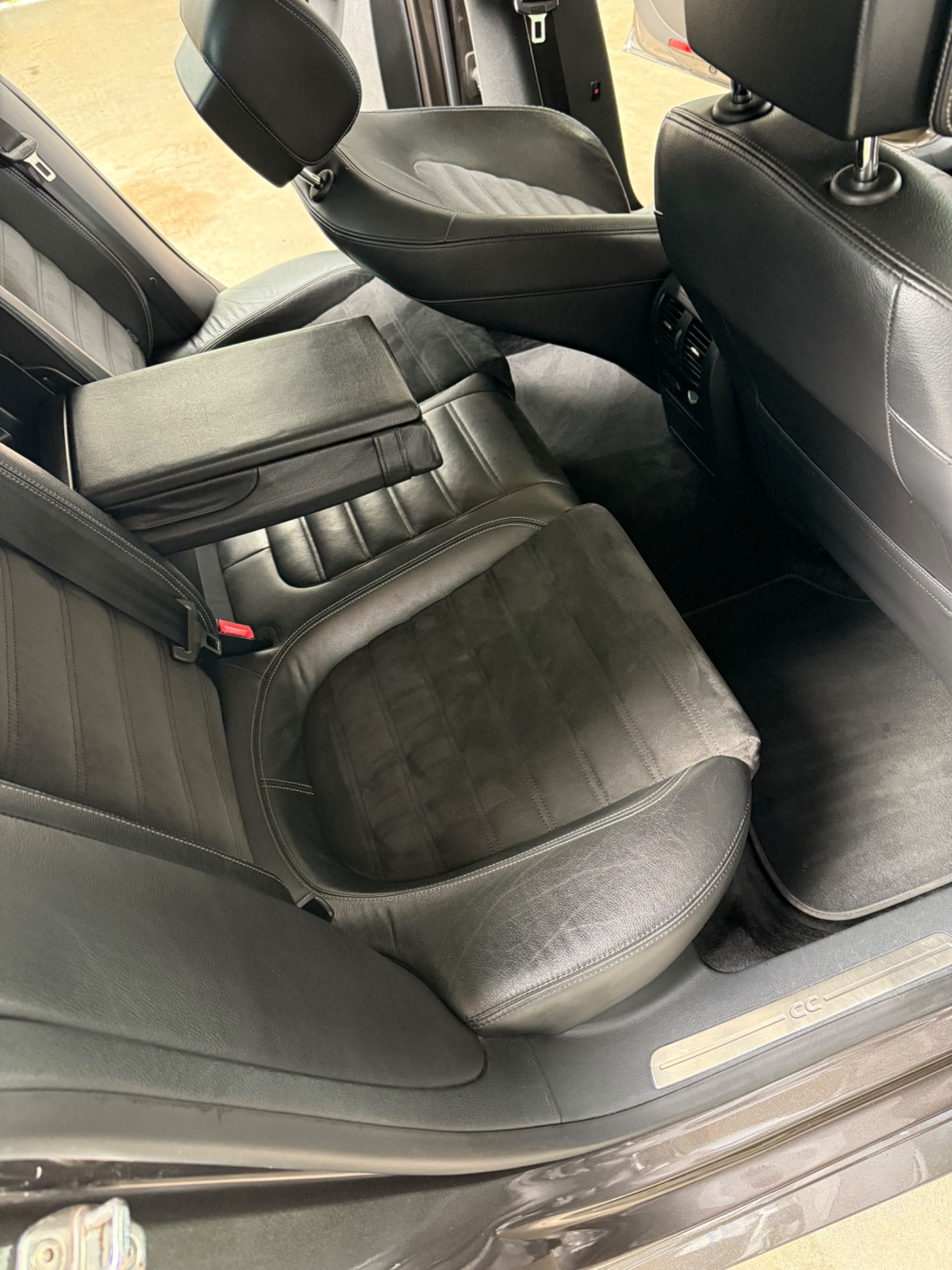 Vând Vw Passat CC